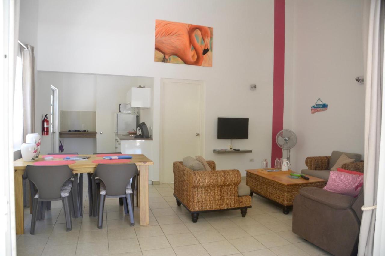 Casa Di Mario Apartment Kralendijk  Exterior photo